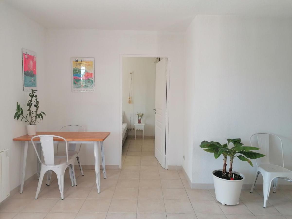 Marseille : Joli T2 Mer Et Collines + Terrasse ภายนอก รูปภาพ