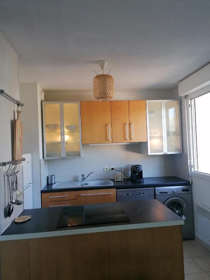 Marseille : Joli T2 Mer Et Collines + Terrasse ภายนอก รูปภาพ