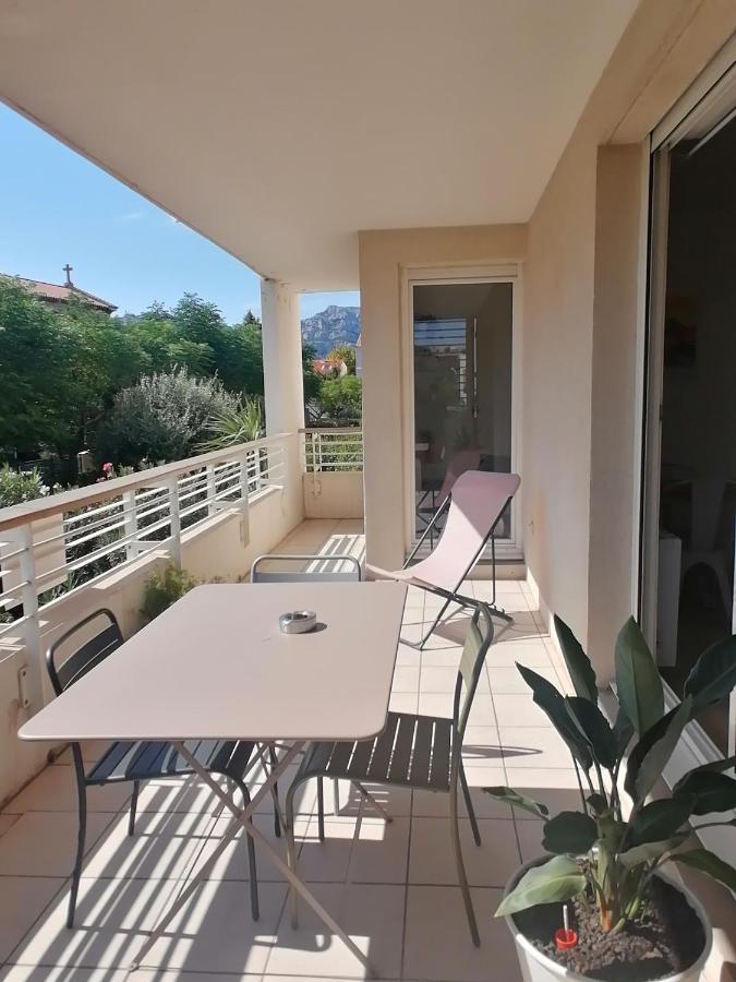 Marseille : Joli T2 Mer Et Collines + Terrasse ภายนอก รูปภาพ